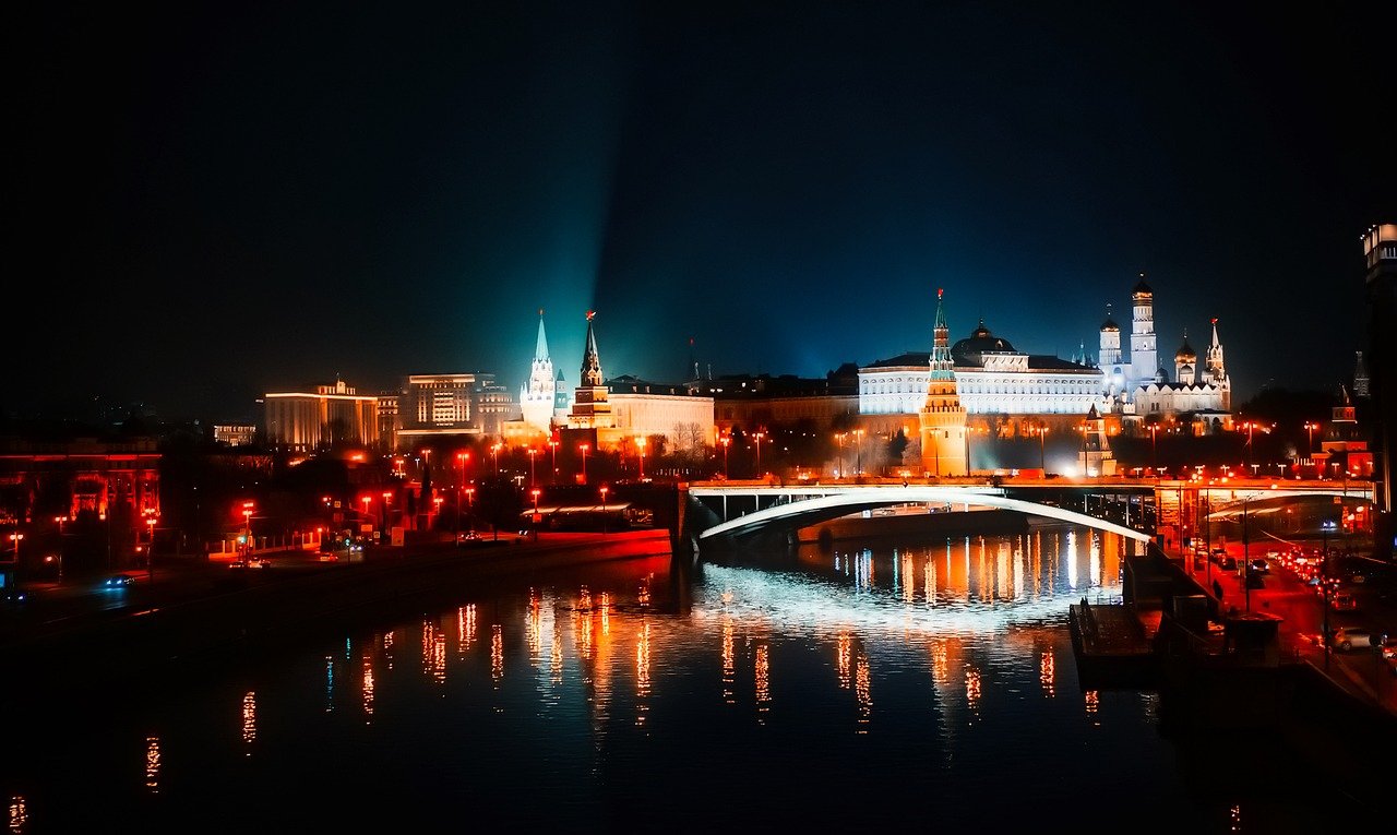 RUSSIA MOSCOW – S T . PETERSBURG